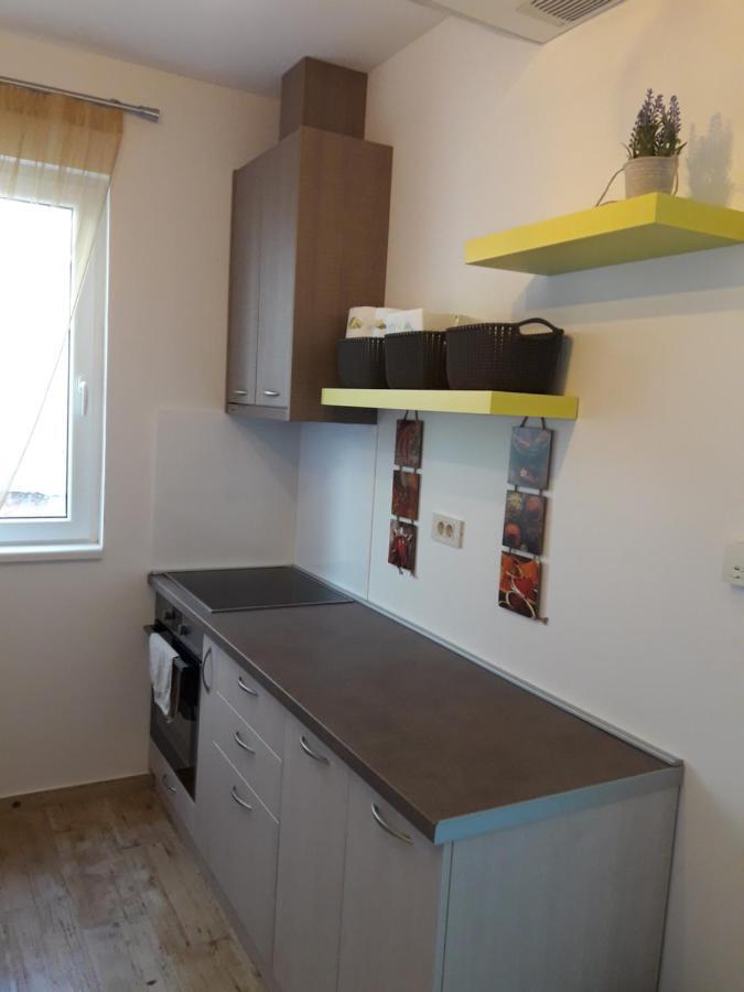 Aurora House Duplex Appartement Njivice Buitenkant foto