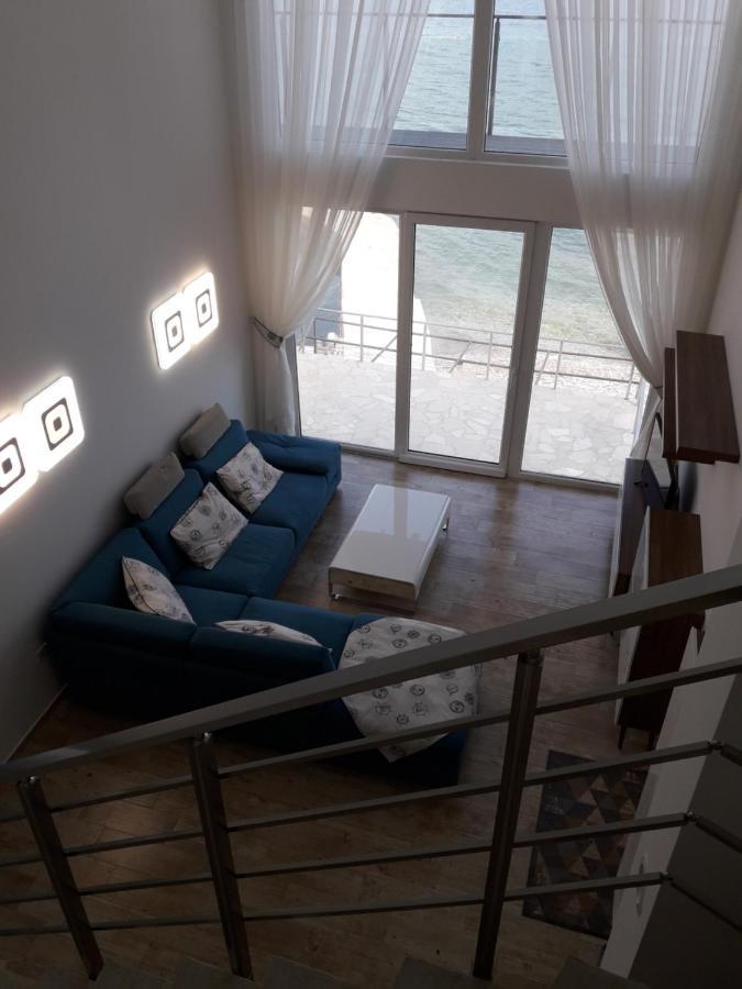 Aurora House Duplex Appartement Njivice Buitenkant foto